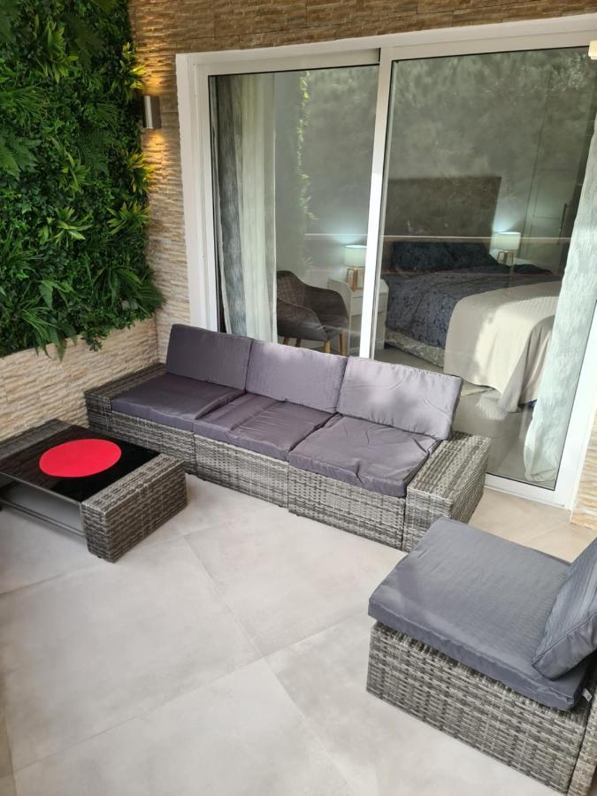 Appartement Apartamento Calypso à Sitio de Calahonda Extérieur photo