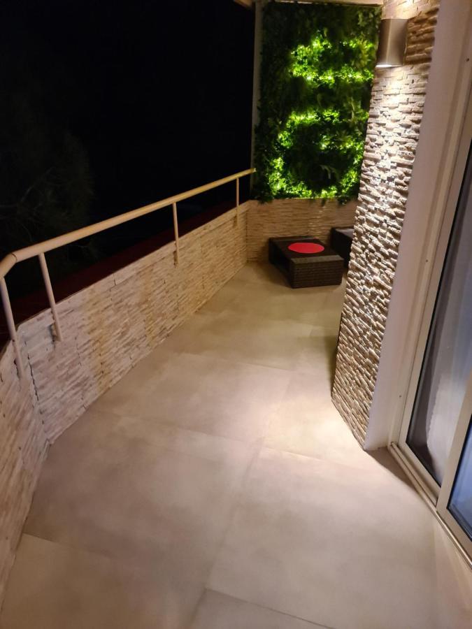 Appartement Apartamento Calypso à Sitio de Calahonda Extérieur photo